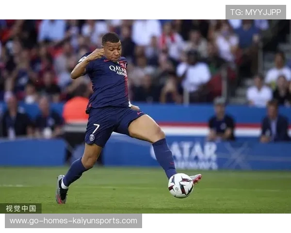 巴黎圣日耳曼计划进行阵容微调,塑造未来王朝新篇章 巴黎圣日耳曼计划进行阵容微调,塑造未来王朝新篇章