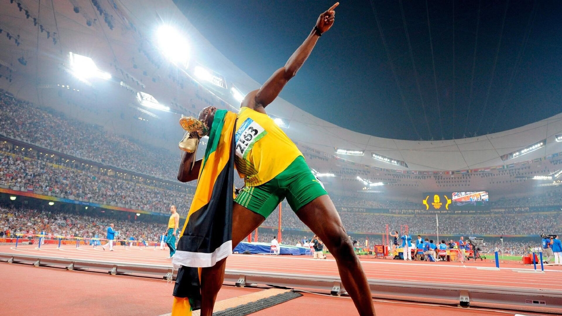 全国田径冬训营开训 多名国家队选手参与高强度集训，田径冬训营招生